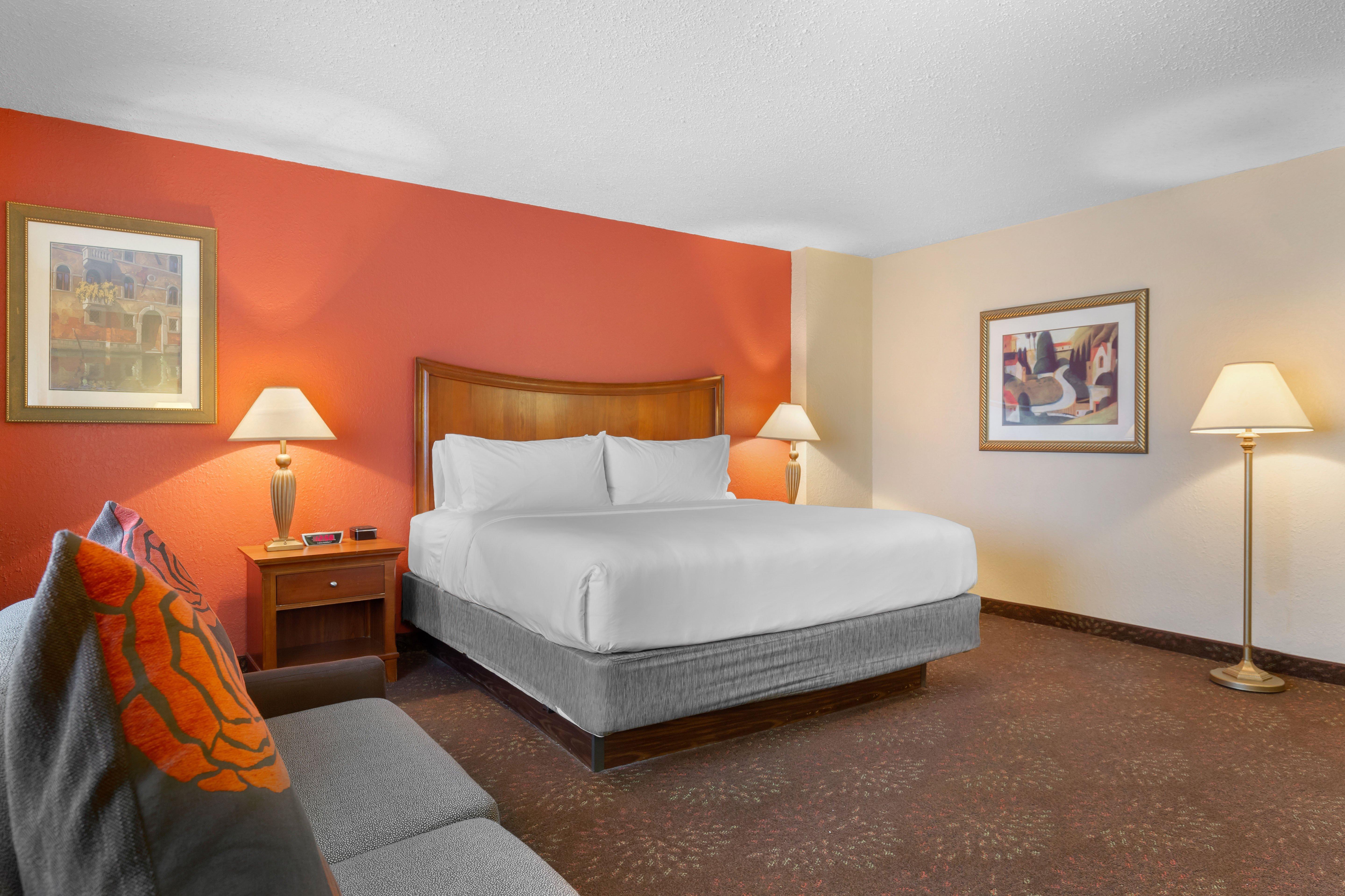 Holiday Inn Express Chicago-Downers Grove By Ihg Exterior photo